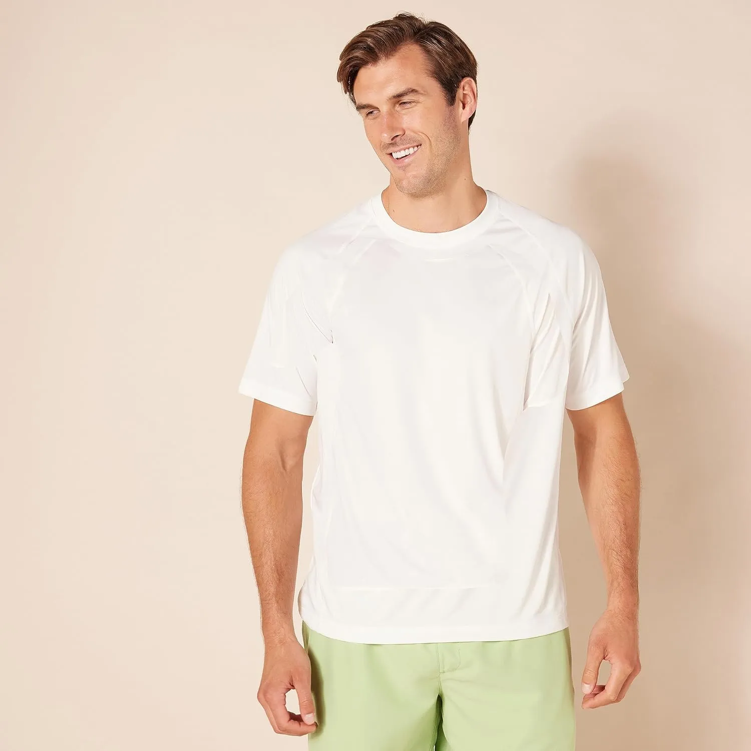 Amazon Essentials Men's Slim-Fit Short-Sleeve Quick-Dry UPF 50 Swim Tee